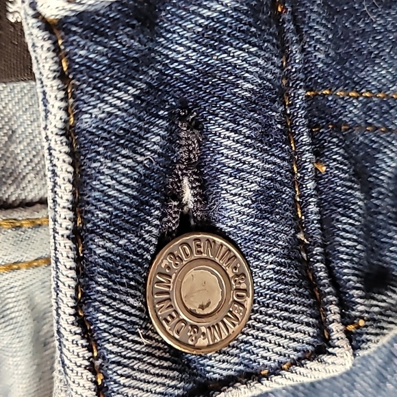& DENIM Jeans ~ Distressed Skinny Coupe Moulante Jeans with Button-fly - Picture 11 of 13